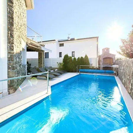 Villa Miracle 2 Comfortable Krk Town