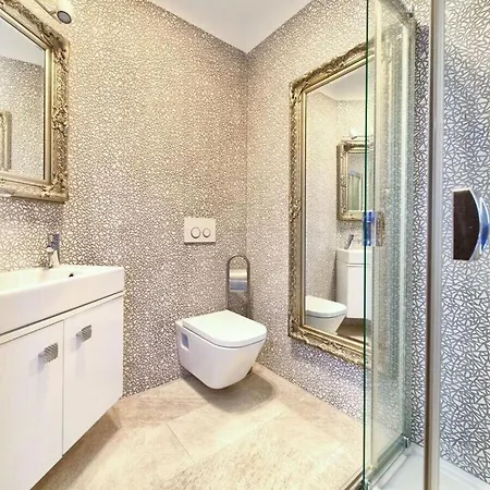 Miracle 2 Comfortable Villa Krk Town