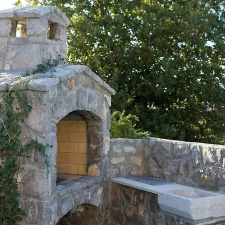 Miracle 2 Comfortable Villa