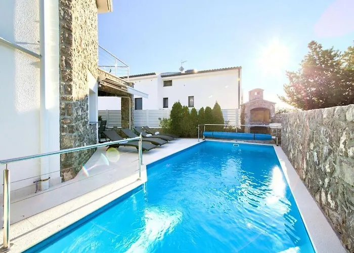 Vila Miracle 2 Comfortable Krk Town