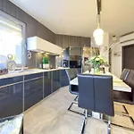 Miracle 2 Comfortable Вилла